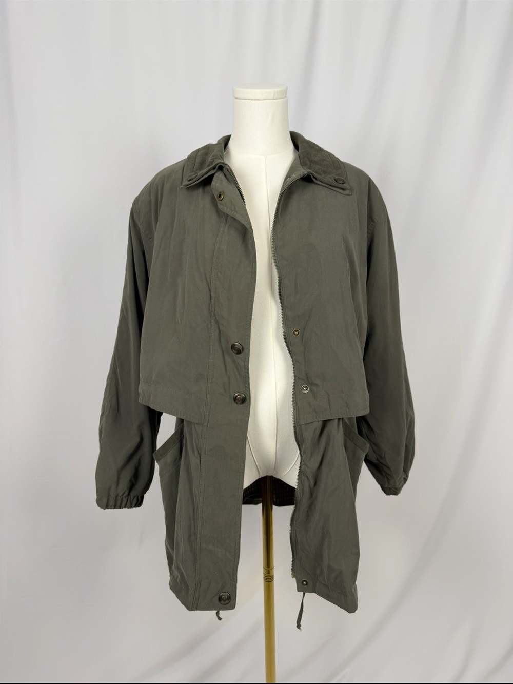 Vintage Carlo Briani Green Nylon Windbreaker Jacket 90s Boxy Fit Women M